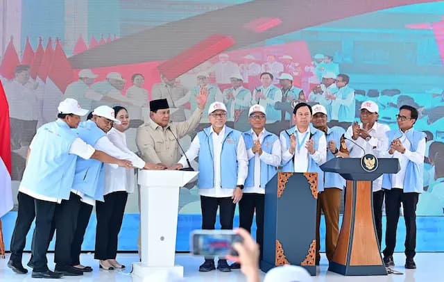 Peluncuran kelembagaan Koperasi Desa/Kelurahan Merah Putih